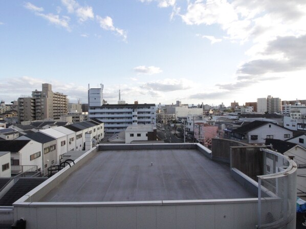 マンション津坂の物件内観写真